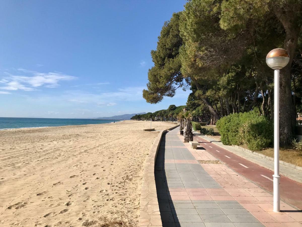 Residencia Beach Cambrils Kültér fotó